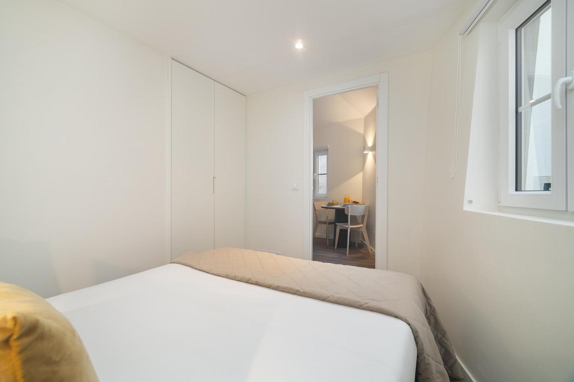 Whome Explore From A Cozy Base In Alfama Appartement