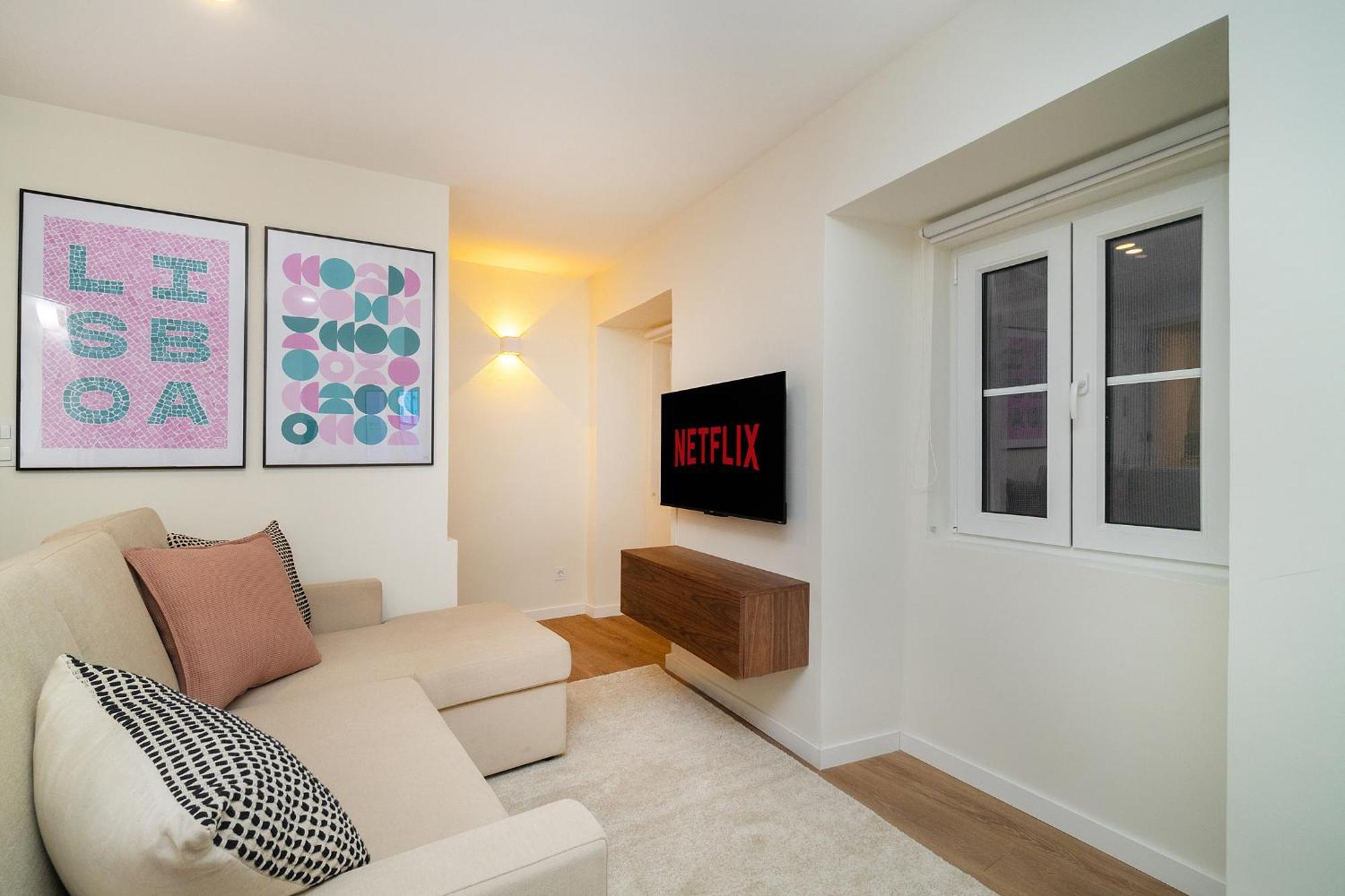 Whome Explore From A Cozy Base In Alfama Apartment Lissabon